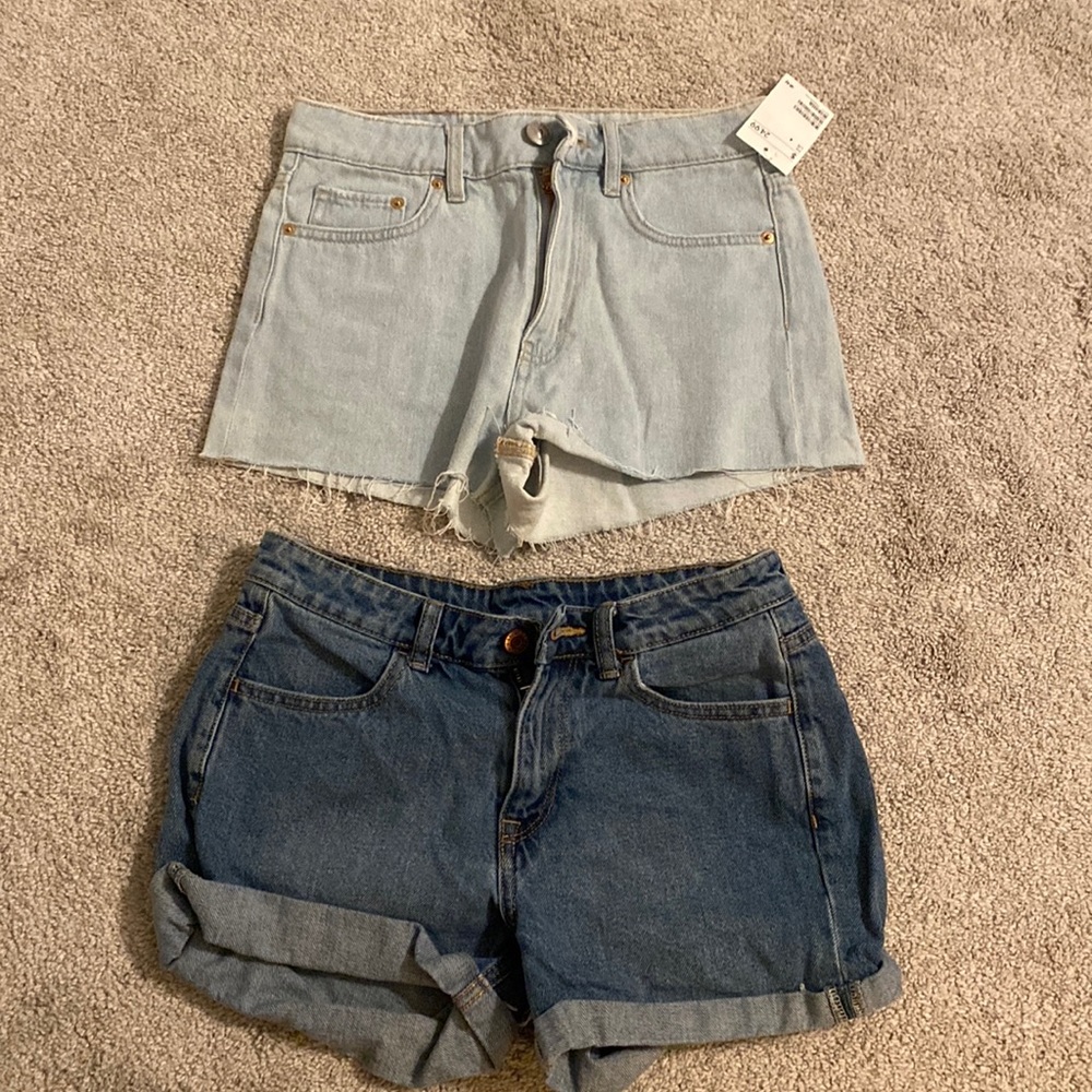 2 H&M jean shorts size 4